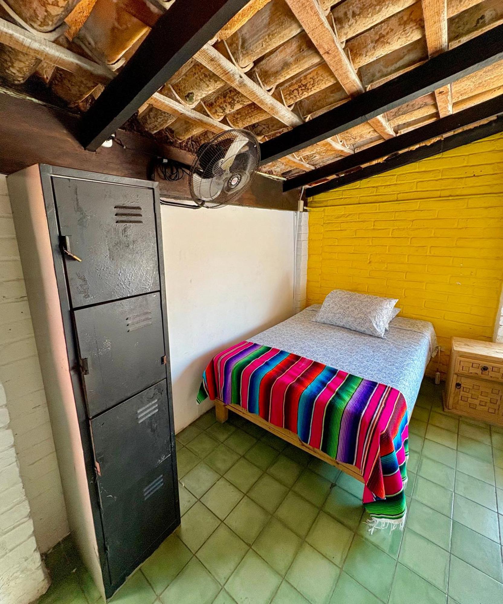 Casa Frida Gaylodging Пуерто-Вальярта Екстер'єр фото
